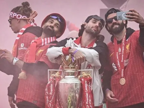 Tạm biệt "Vua Ai Cập", phù thủy vĩ đại của Liverpool
