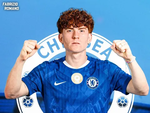 'Here we go', Chelsea chiêu mộ Valentin Barco từ Strasbourg