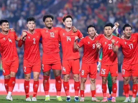 HLV Kim Sang-sik và bài toán 'vượt núi' tại Asian Cup 2027