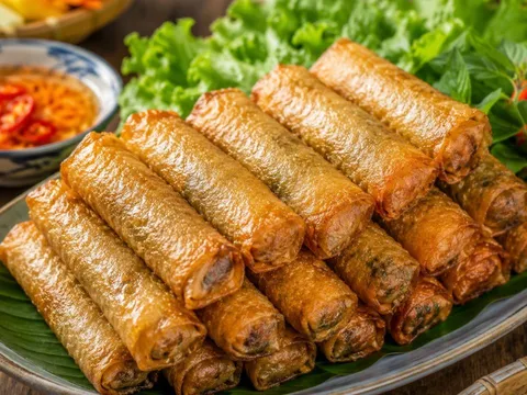 Cách rán nem vàng giòn lâu không ỉu, cất tủ lạnh ăn dần, lấy ra vẫn thơm ngon không nát