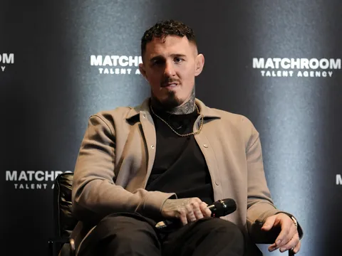 Tom Aspinall lên tiếng khi Dana White xem nhẹ chấn thương mắt và cập nhật thời gian tái xuất