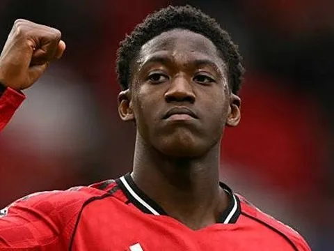 Carrick vạch tiêu chí tìm đối tác cho Kobbie Mainoo