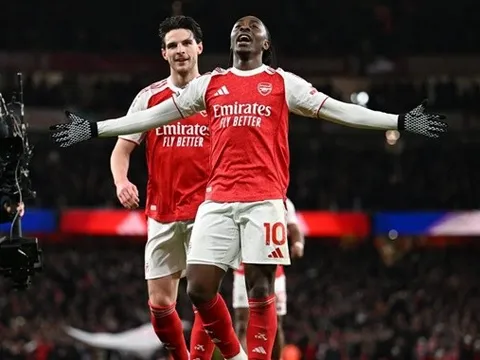 Eberechi Eze trở lại Selhurst Park với vương miện nhà vua