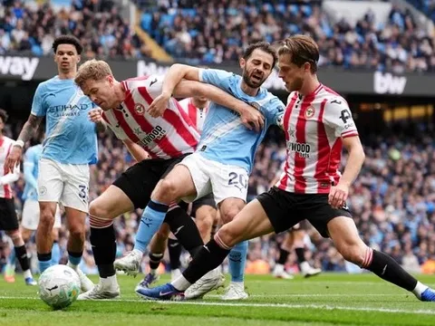 Bernardo Silva là "siêu anh hùng" thầm lặng của Pep Guardiola