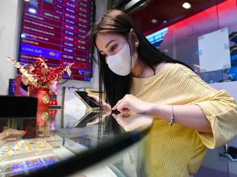 Giá vàng hôm nay 24/5/2026: SJC lao dốc thêm 2 triệu/lượng, giảm tuần thứ 2 liên tiếp