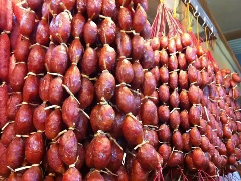 12 đặc sản có tên độc nhất Việt Nam, toàn món ngon hấp dẫn, nhất định phải thử một lần khi đi du lịch