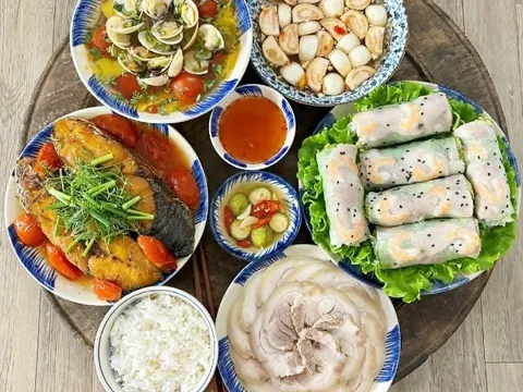 Hôm nay nấu gì: Cơm ngon cho ngày nắng nóng