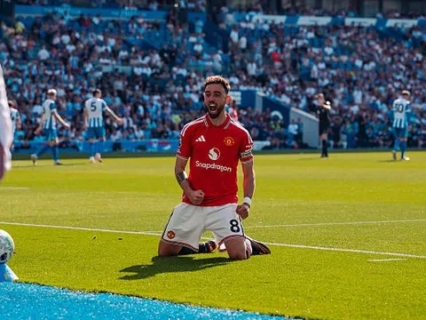 Bruno Fernandes nói gì khi xô đổ kỷ lục kiến tạo Ngoại hạng Anh?