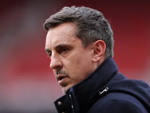 Neville cảnh báo Alonso sau mùa giải thảm họa của Chelsea