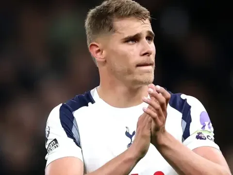 Van de Ven chỉ trích Tottenham không thể chấp nhận được