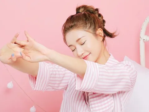 7 thói quen làm đẹp buổi sáng giúp làn da tươi tắn và gương mặt rạng rỡ hơn mỗi ngày