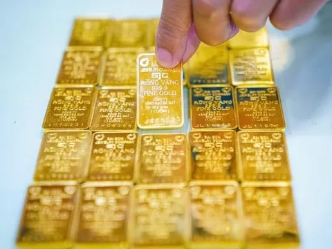 Giá vàng hôm nay 25-5 tăng mạnh ngay khi mở cửa, bạc cũng đồng loạt đi lên