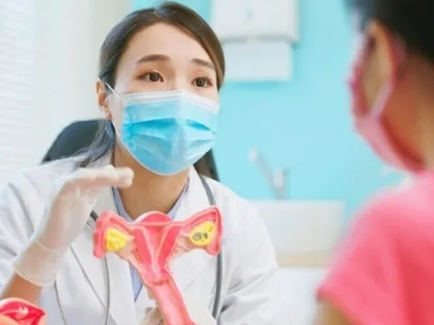 Chị em ám ảnh vì viêm nhiễm phụ khoa dù chưa từng làm “chuyện ấy”, chuyên gia chỉ tác nhân gây bệnh