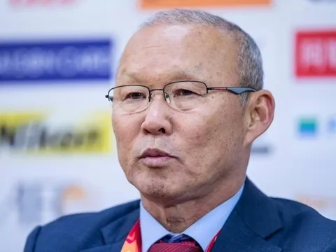 HLV Park tạm gác ghế nóng Kanchanaburi vì World Cup