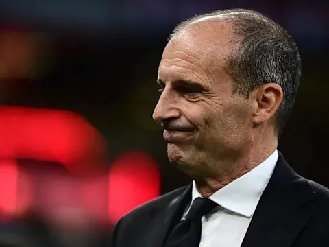 AC Milan sa thải Allegri và ban lãnh đạo bằng thông báo cực gắt
