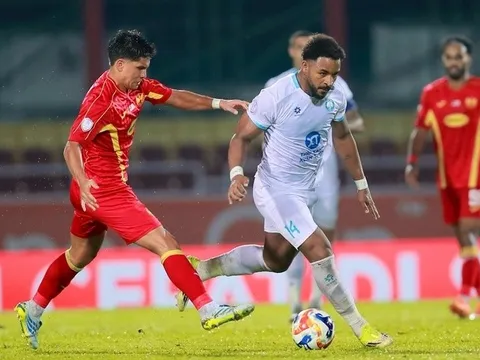 Nguyễn Xuân Son sa sút, bài toán hóc búa cho bóng đá Việt Nam