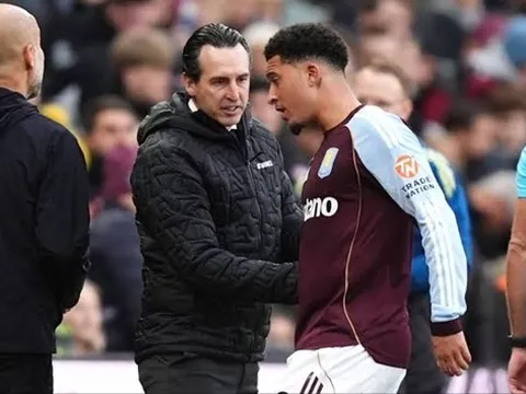 Vì sao Unai Emery lưỡng lự việc giữ chân Jadon Sancho?