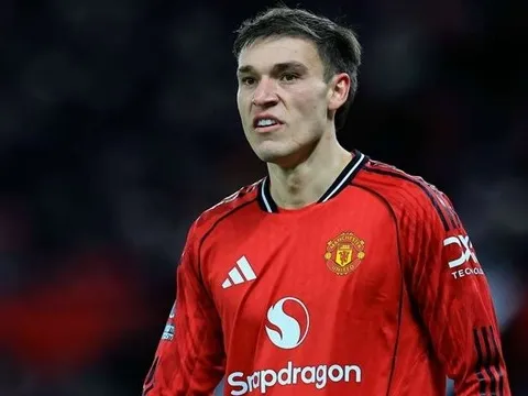 Manuel Ugarte lên tiếng về tương lai tại Manchester United
