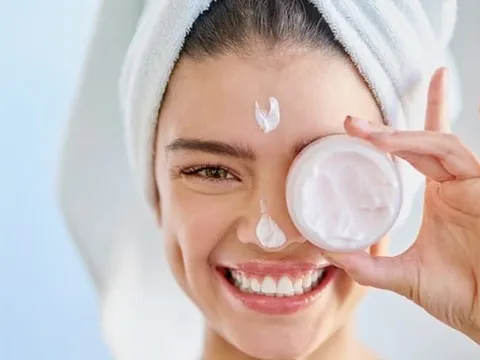 Các bước skincare nên cách nhau bao lâu để da hấp thụ tốt hơn?