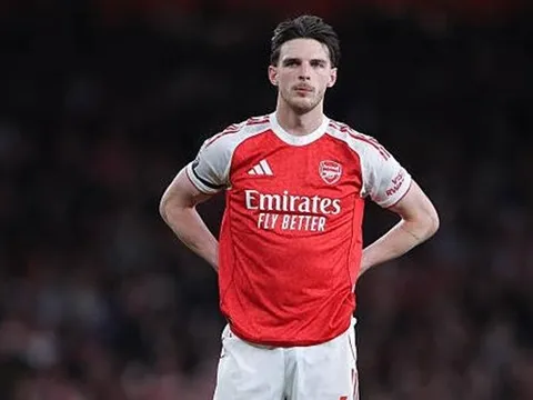 Declan Rice cảnh báo đồng đội về sức mạnh của PSG