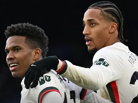 Pedro và Estevao thi nhau phá kỷ lục tại Chelsea