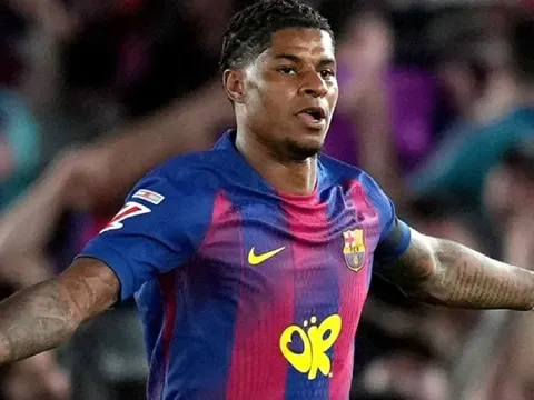 Được Deco khen ngợi, Rashford sáng cửa ở lại Barcelona