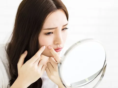 5 cách chăm da giúp làm mờ thâm lâu năm và hỗ trợ da đều màu hơn tại nhà