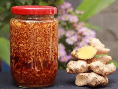 Cách ngâm gừng mật ong trị ho, dưỡng họng