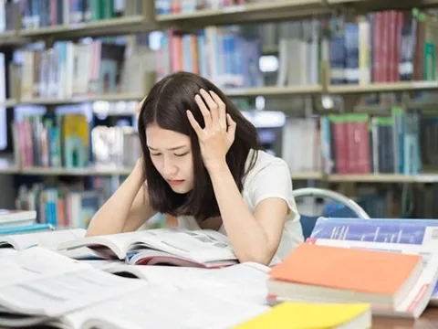 Kết quả thi không như kỳ vọng, nữ sinh 13 tuổi làm điều dại dột, chuyên gia chỉ cách tháo gỡ