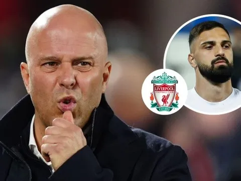 Mamardashvili muốn rời Liverpool vì mâu thuẫn với Arne Slot