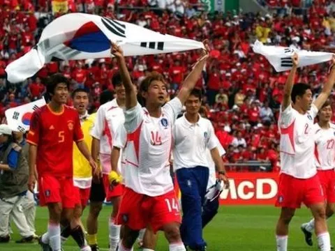 Lịch sử World Cup 2002: Từ địa chấn Đông Á đến đỉnh cao Brazil