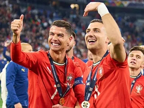 Dalot muốn cùng Ronaldo vô địch World Cup 2026