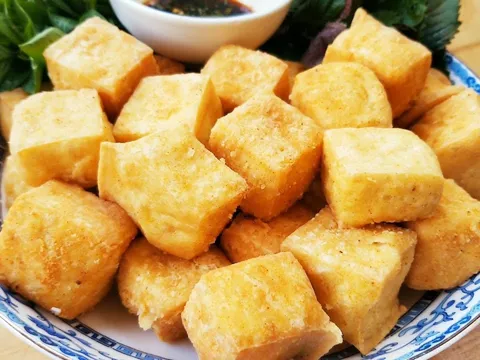 5 người nên hạn chế ăn đậu phụ