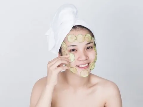 Cách làm sáng da tự nhiên với dưa leo đơn giản tại nhà