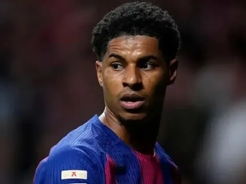 Barcelona cân nhắc giữ chân Rashford sau khi chiêu mộ Gordon