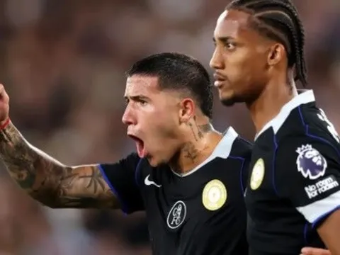 Sao Chelsea nể phục sự tự tin tuyệt đối của Enzo Fernandez