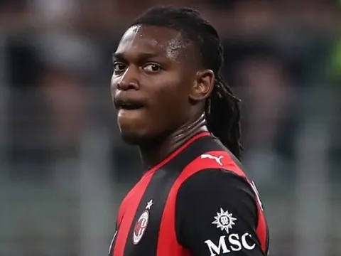 Ghi điểm với INEOS, Leao được MU nhắm thay thế Rashford