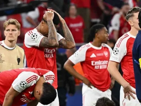 Thierry Henry tin thất bại sẽ giúp Arsenal mạnh mẽ hơn