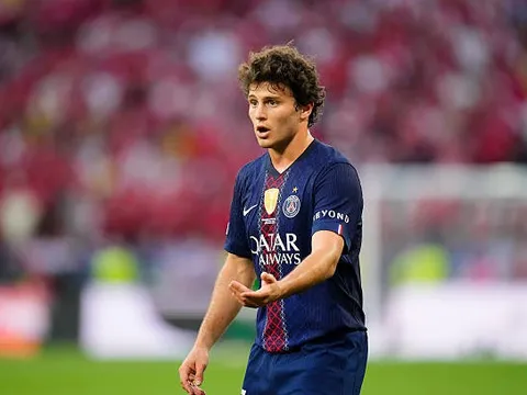 Neves khẳng định chỉ PSG muốn chơi bóng ở chung kết C1