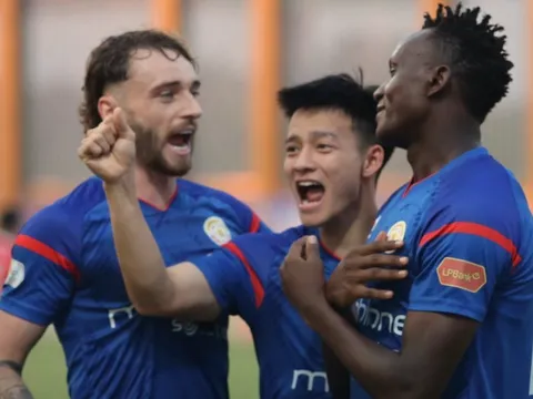 Thanh Nhàn dọn cỗ, PVF-CAND hạ gục Hải Phòng 3-1