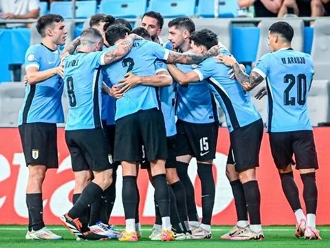 Bielsa gạch tên Luis Suarez khỏi danh sách dự World Cup 2026