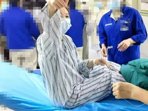 Vợ hiến thận cứu chồng suy thận giai đoạn cuối, sau mổ vội vàng hỏi 4 từ khiến anh bật khóc