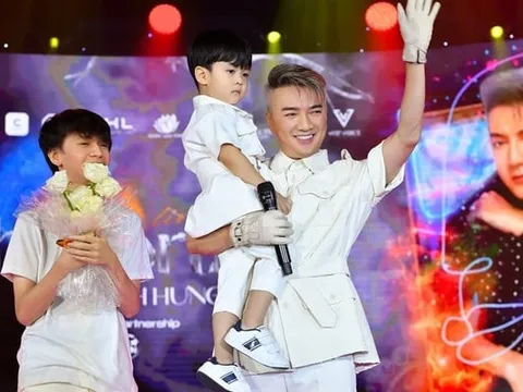 Đàm Vĩnh Hưng bất ngờ nhắc đến mẹ của con trai