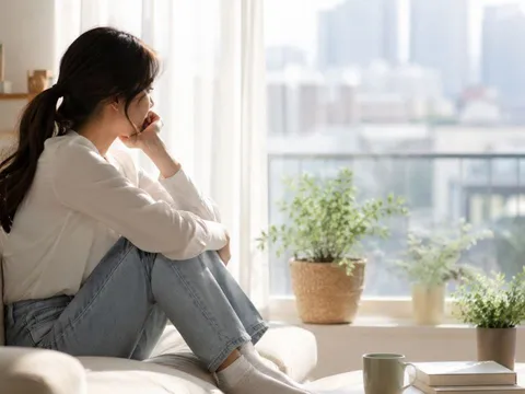 Trưởng thành lại hay gặp: Những kiểu mệt mỏi không thể giải quyết bằng nghỉ ngơi, phải làm sao?