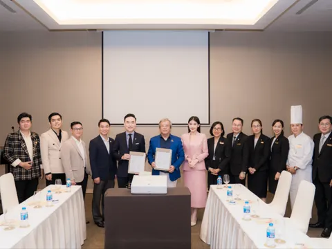 Biến khách sạn quốc tế 5 sao thành lớp học: Sinh viên Hoa Sen Elite khẳng định lợi thế cạnh tranh toàn cầu