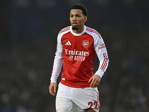 Arsenal và bài toán 50 triệu bảng mang tên Ethan Nwaneri