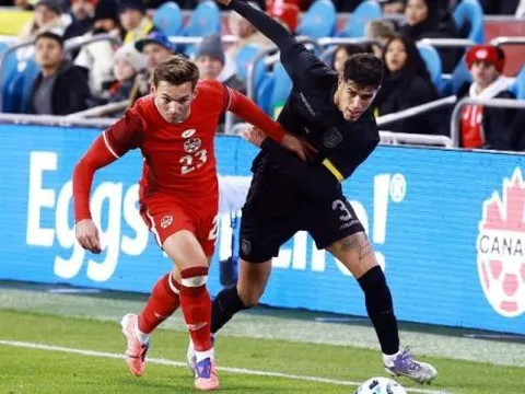 Arsenal chi 45 triệu bảng mua đứt Hincapie