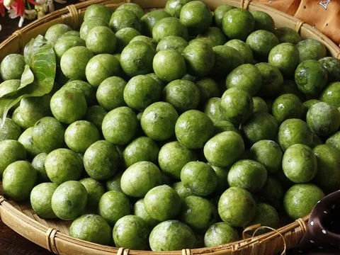 3 nhóm người không nên ăn quả sấu