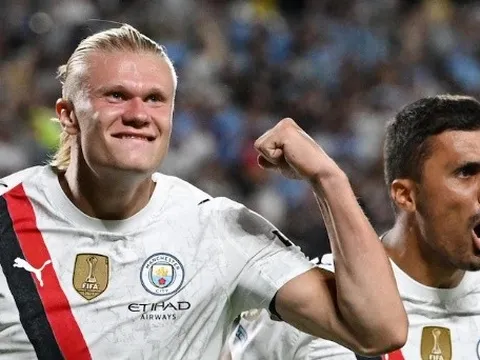 Gia đình Erling Haaland bác bỏ thỏa thuận gia nhập Real Madrid