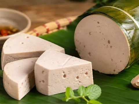 Cách phân biệt giò chả có trộn hàn the: Người mua chớ bỏ qua những dấu hiệu này